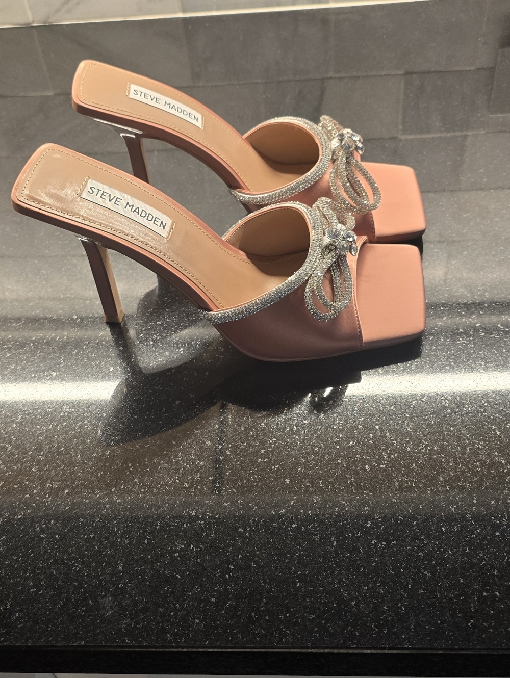 NIB Steve Madden Blush Women's 8 Heels Great Wedding Shoe - Picture 3 of 5